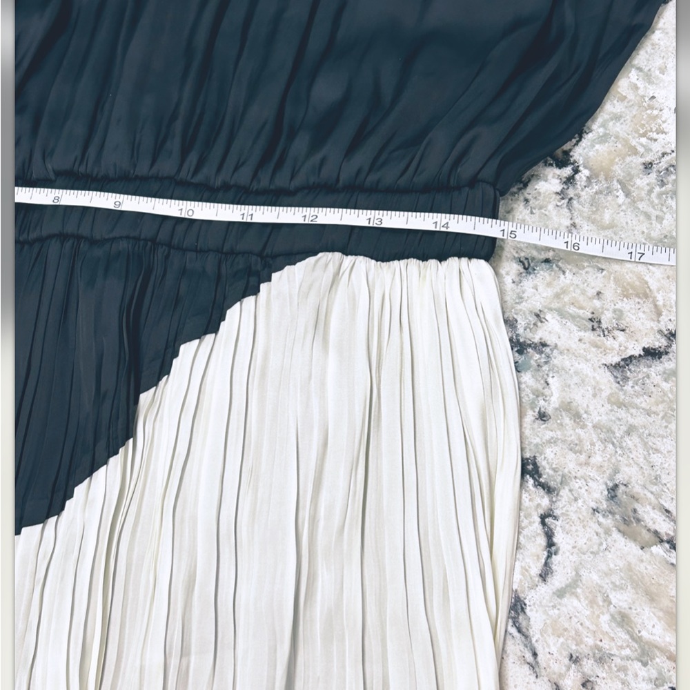 Ramy Brook Womens Size Large Black and white pleated Midi Dress - Picture 7 of 11